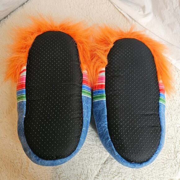 Chucky Plush SzSm warm unique slipon slippers. Rare find. Scary. Fun. Cabin. - Picture 2 of 10